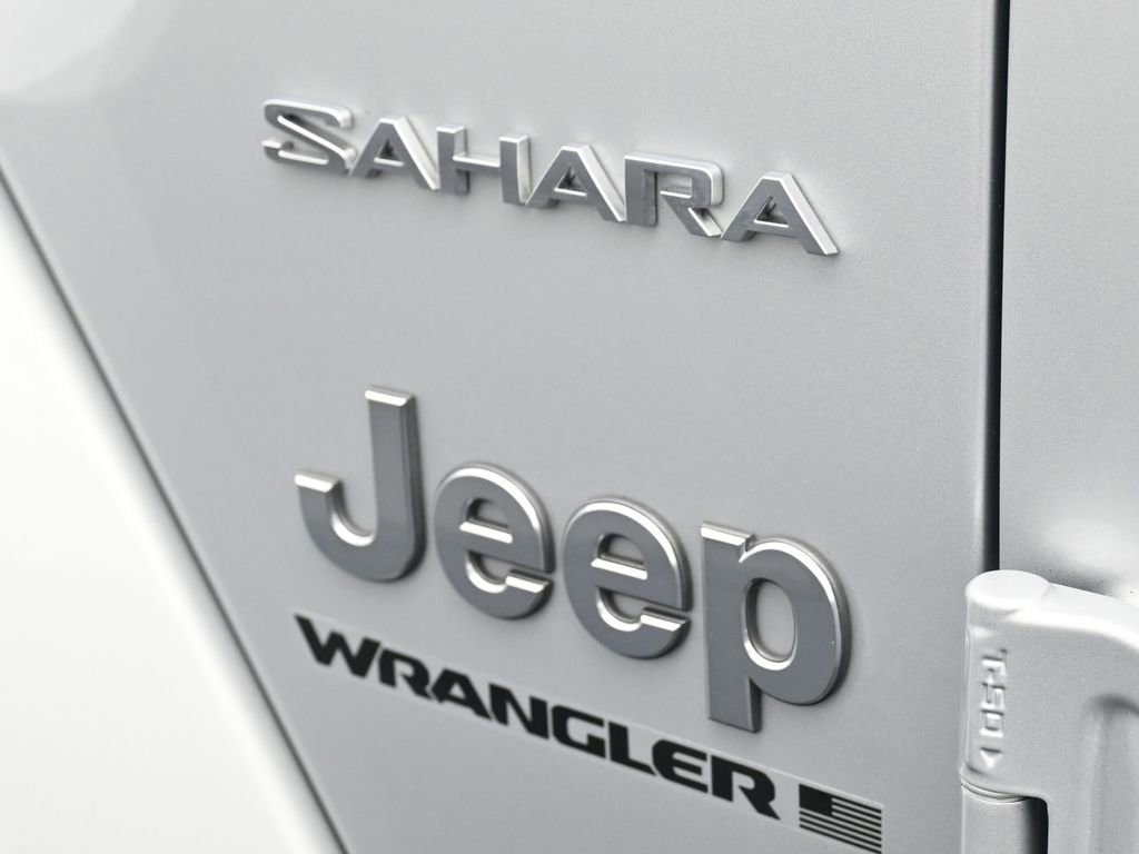 Used 2024 Jeep Wrangler Sahara image 20