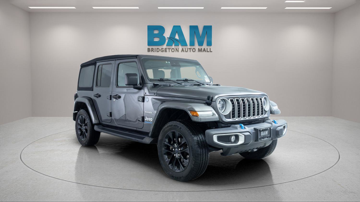 Used 2024 Jeep Wrangler Unlimited Sahara w/ Technology Group