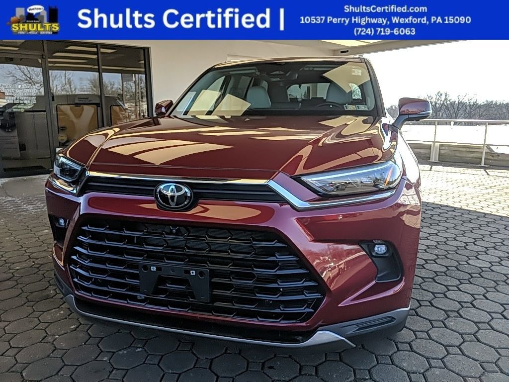 Used 2024 Toyota Grand Highlander Limited image 1