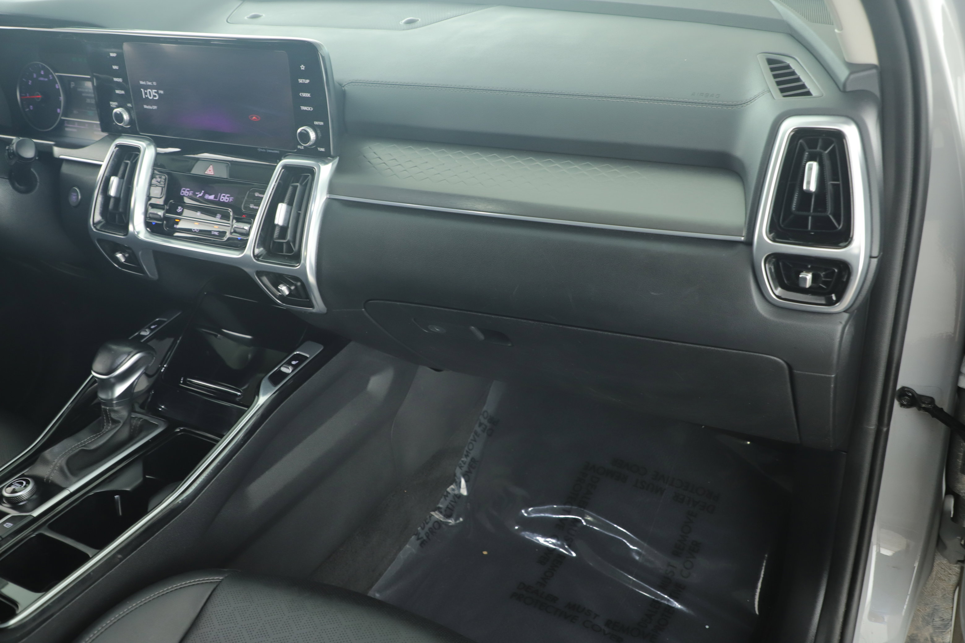 Used 2022 Kia Sorento SX image 21