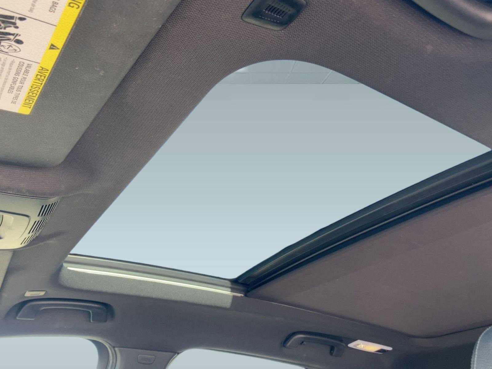 Used 2017 BMW X1 sDrive28i image 14