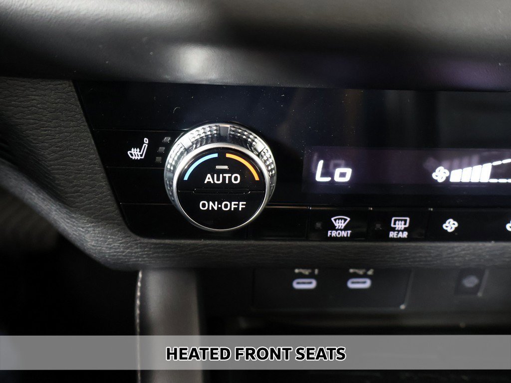 New 2025 Mitsubishi Outlander Trail Edition image 9