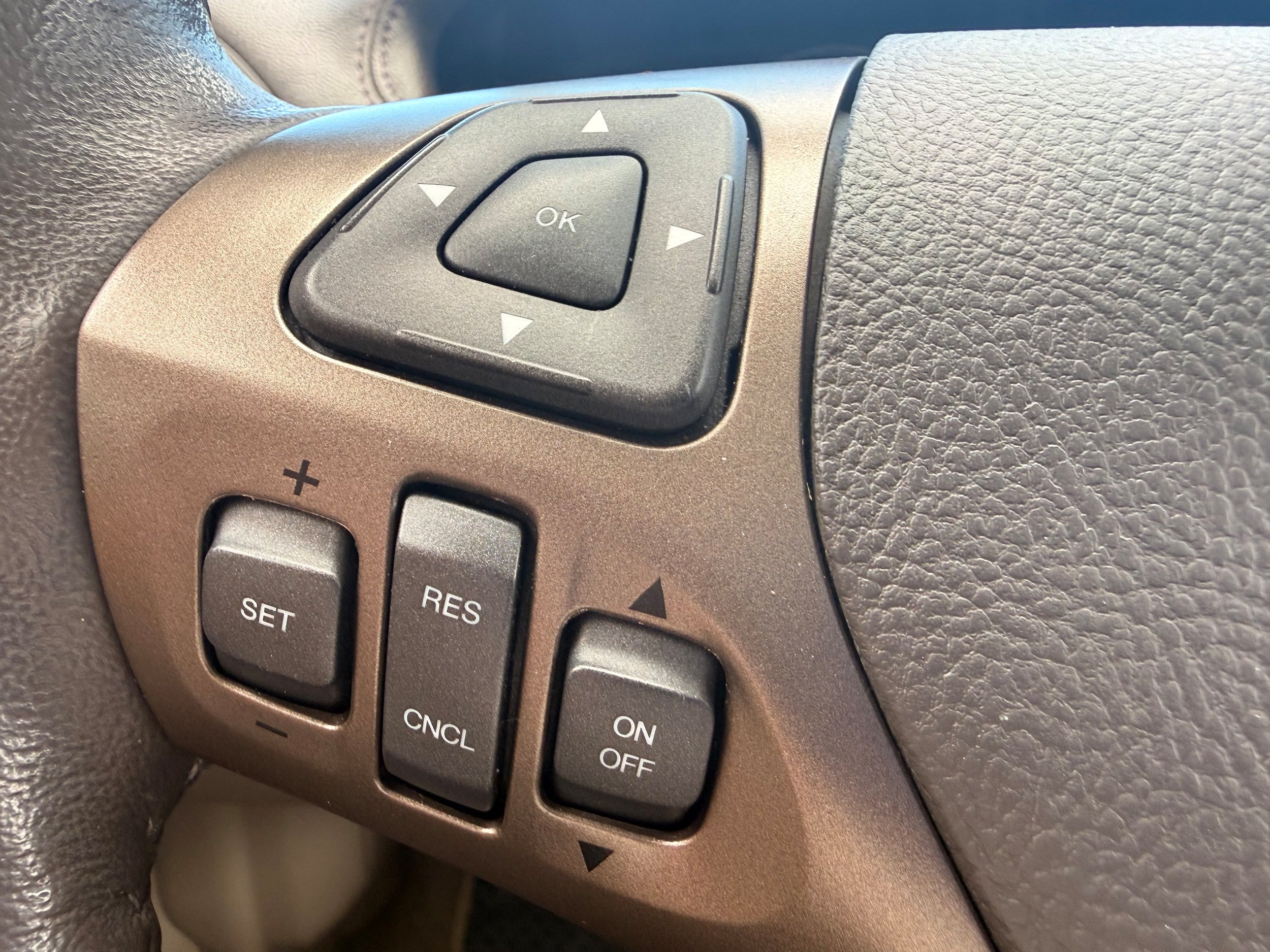 Used 2011 Lincoln MKX AWD w/ 102A Rapid Spec Order Code image 19