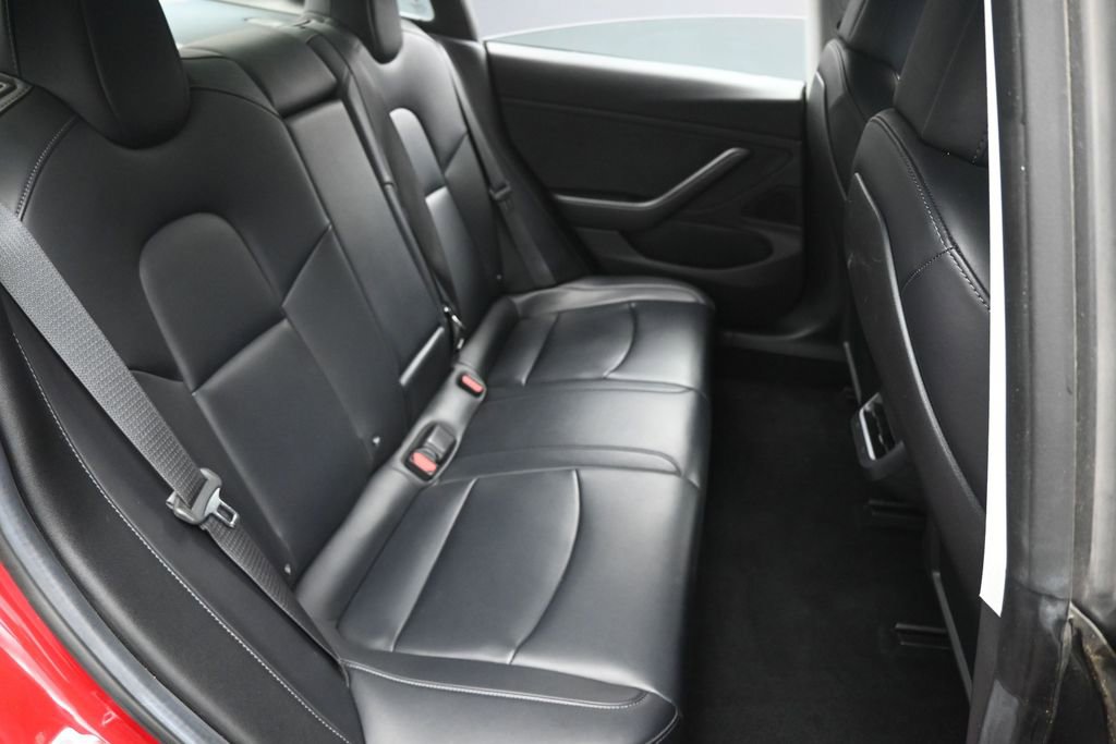 Used 2018 Tesla Model 3 Long Range RWD image 33