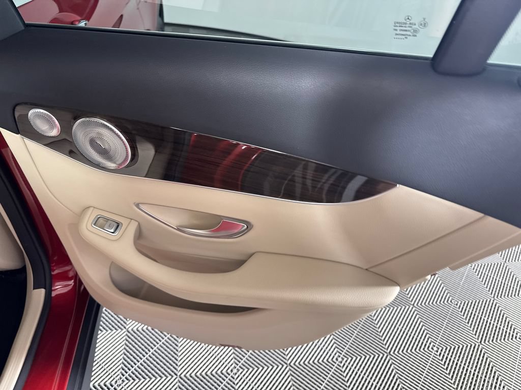 Certified 2021 Mercedes-Benz GLC 300 image 17