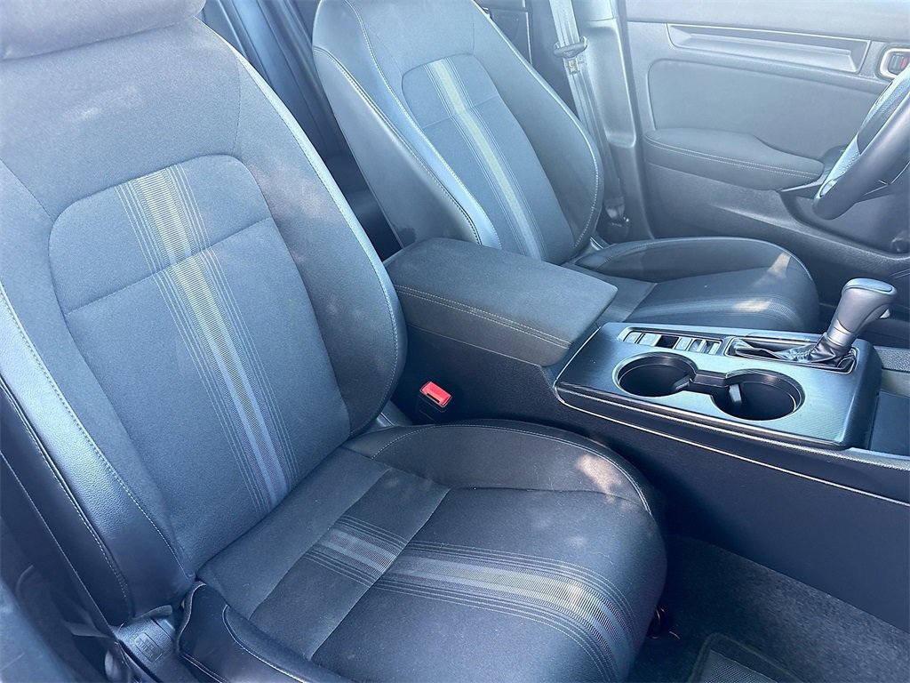 Used 2025 Honda Civic Sport image 25