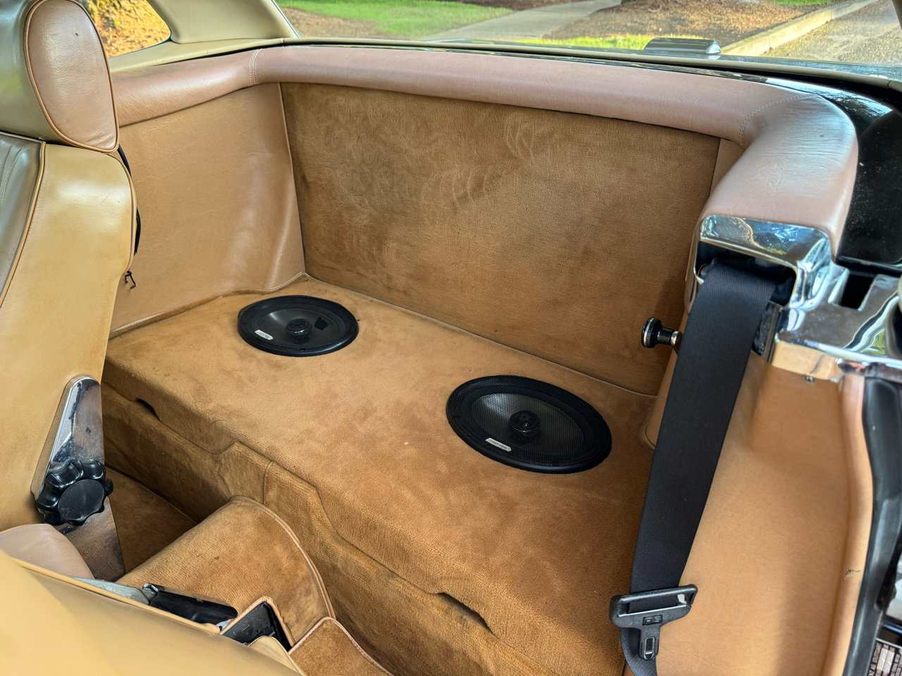 Used 1988 Mercedes-Benz 560 SL image 12