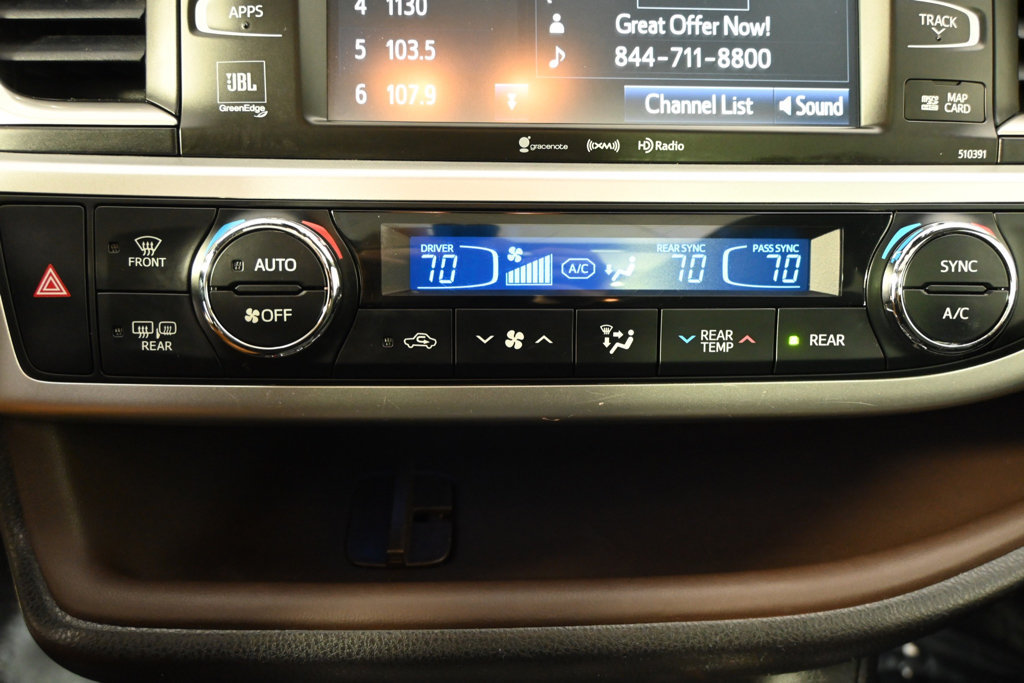 Used 2019 Toyota Highlander Limited Platinum AWD/4WD image 30