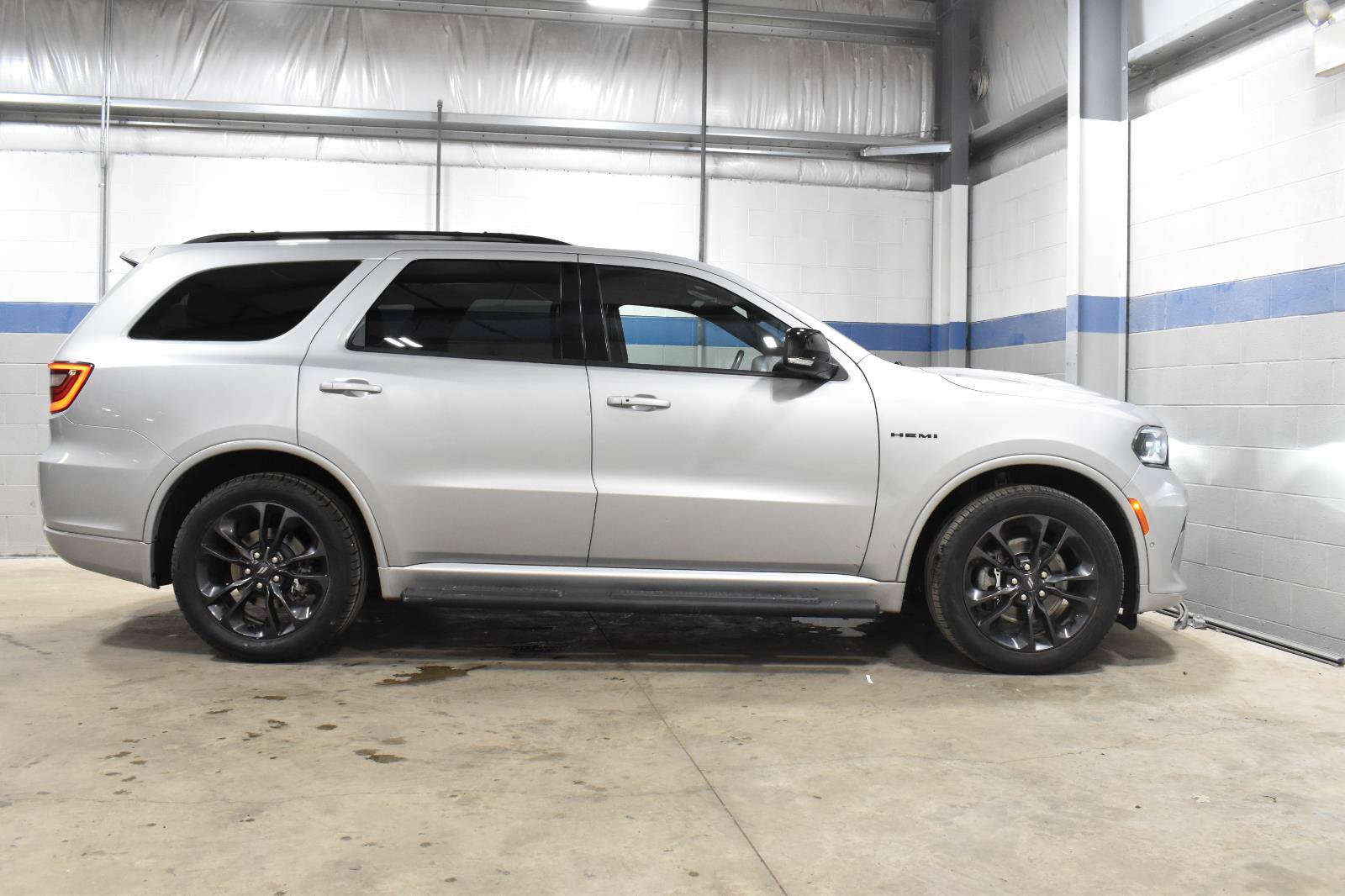 Used 2024 Dodge Durango R/T AWD/4WD image 33