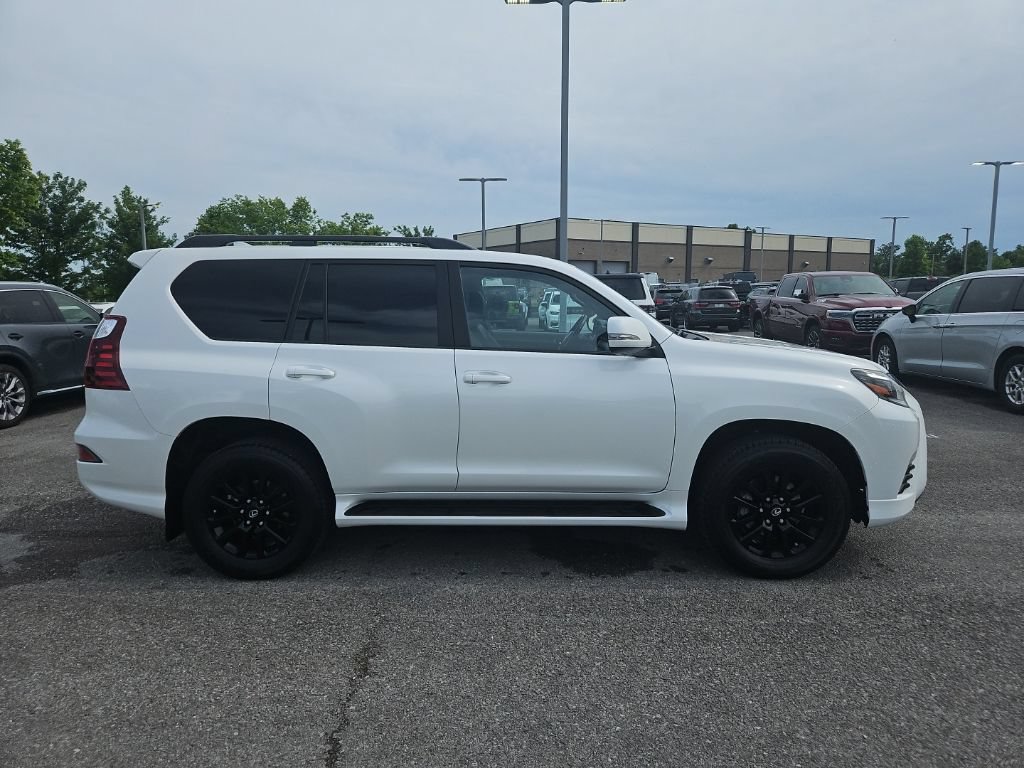 Used 2022 Lexus GX 460 w/ Black Line Special Edition AWD/4WD image 8