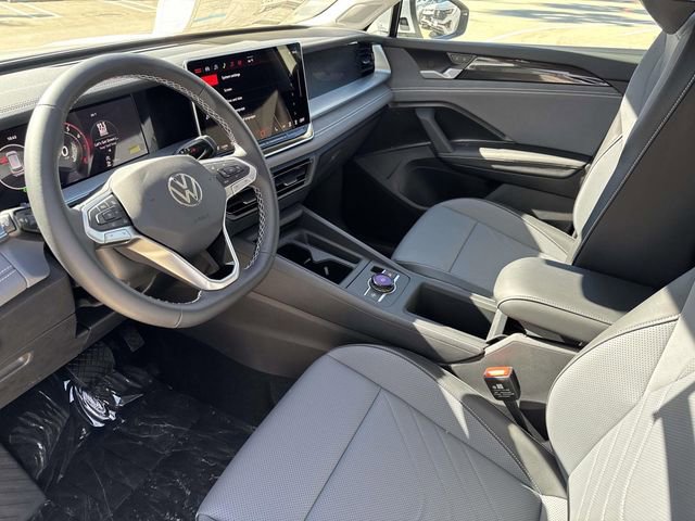 New 2026 Volkswagen Tiguan SE image 12