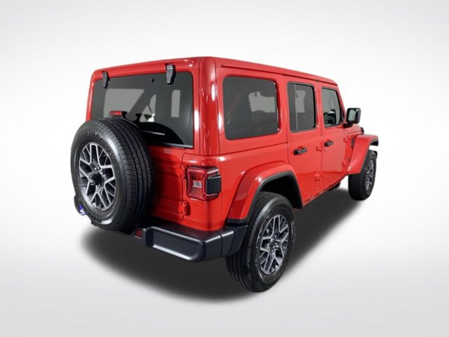 Used 2026 Jeep Wrangler Unlimited Sahara AWD/4WD image 8