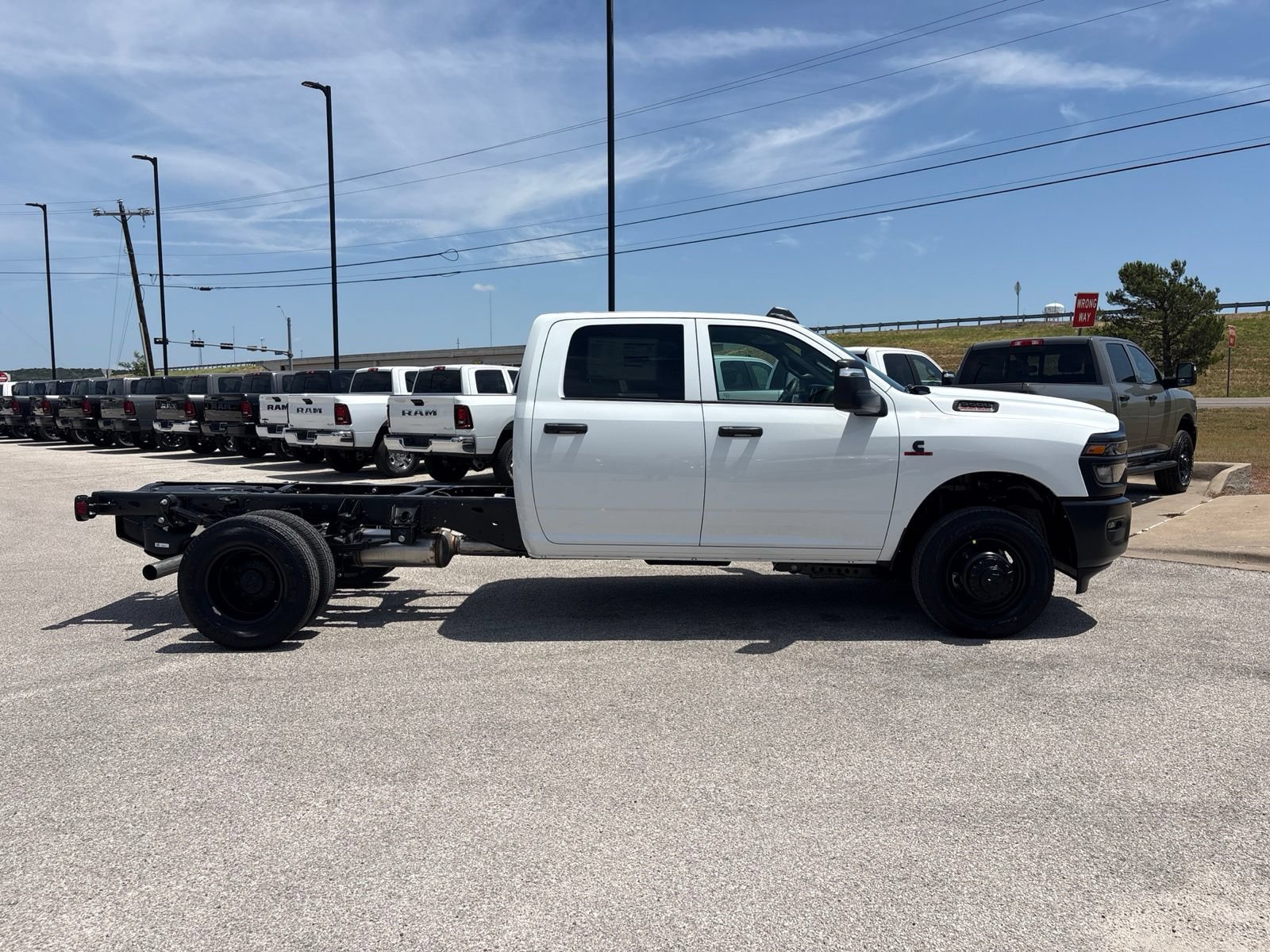New 2027 RAM 3500 Tradesman AWD/4WD image 6