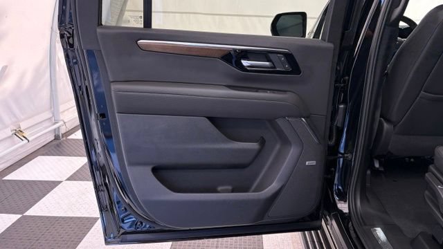 New 2026 Chevrolet Suburban High Country AWD/4WD image 23