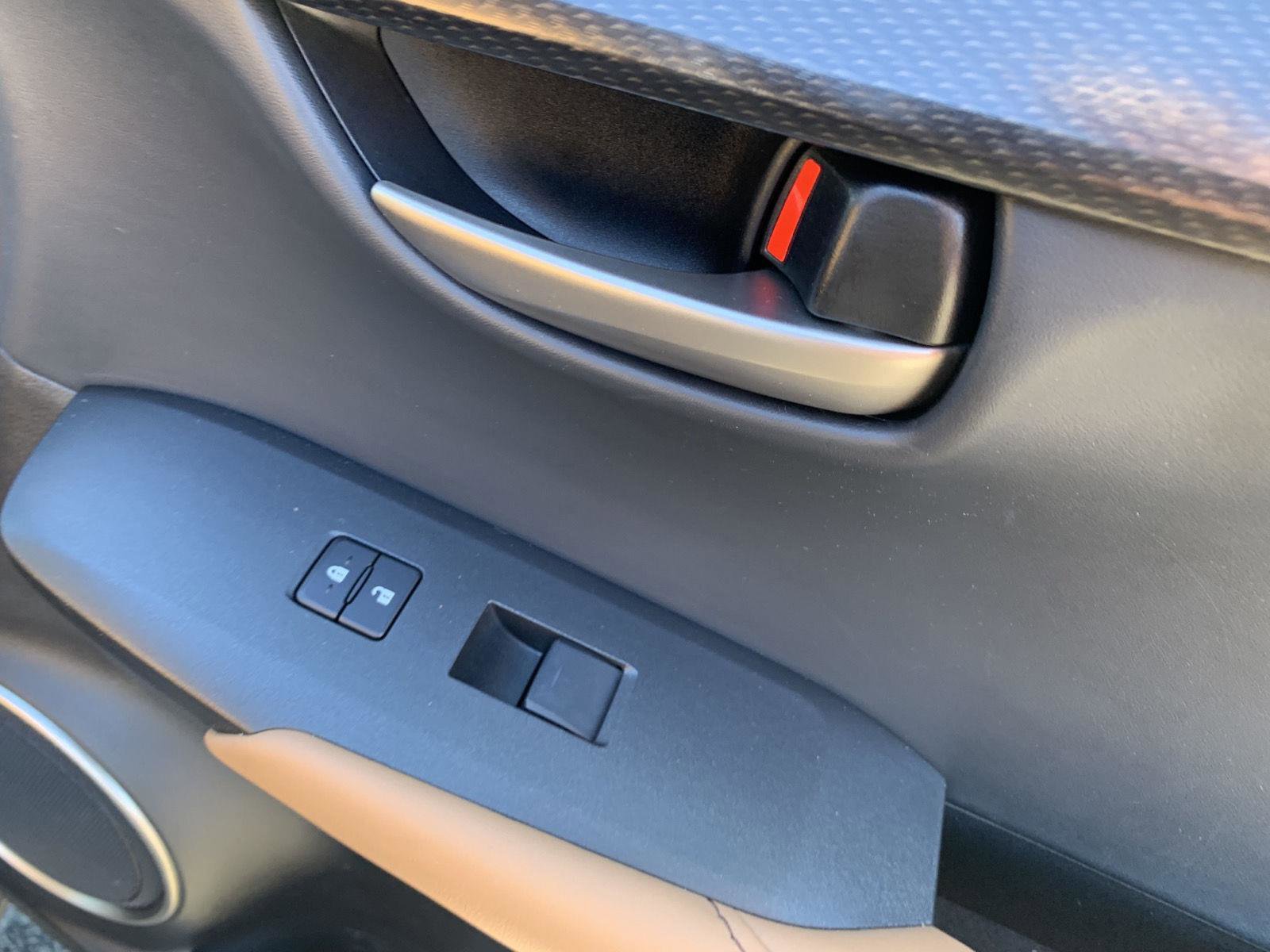 Used 2016 Lexus NX 300h AWD image 40