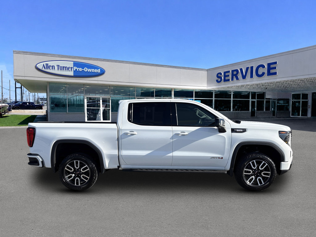 Used 2022 GMC Sierra 1500 AT4 w/ AT4 Preferred Package AWD/4WD image 9