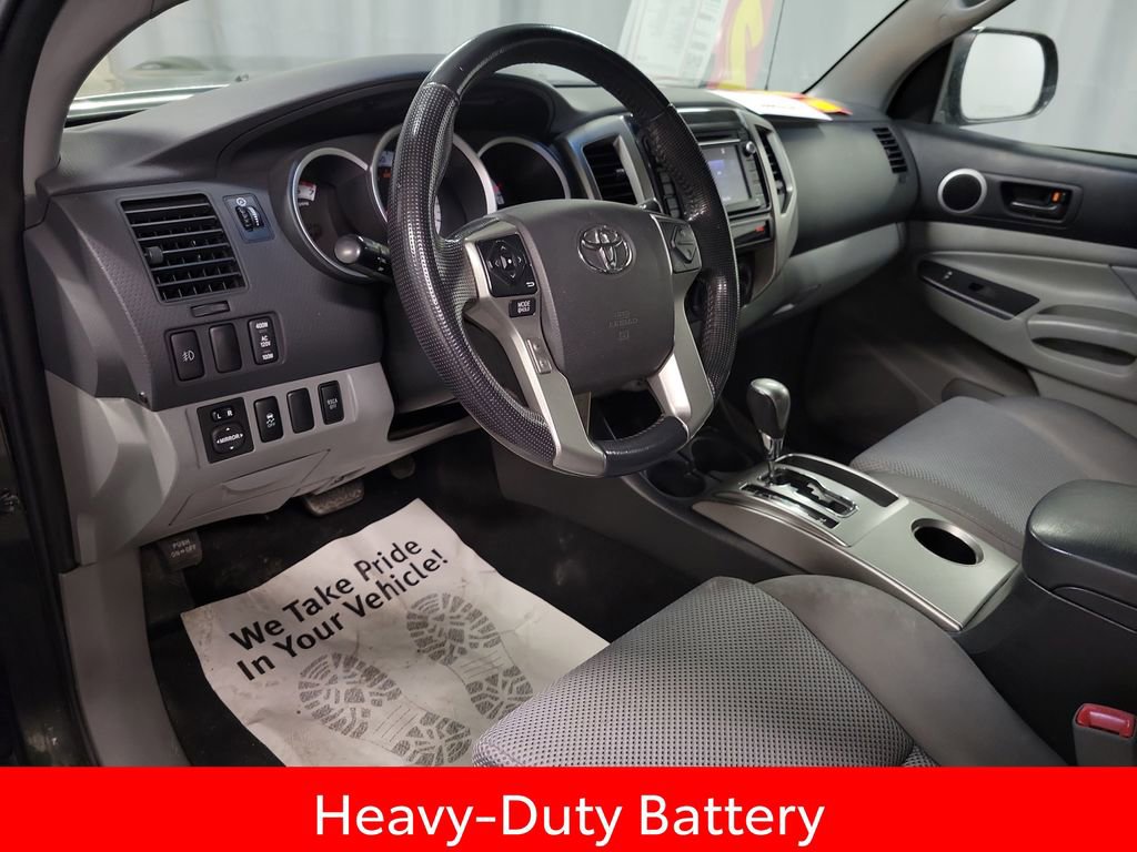 Used 2014 Toyota Tacoma 4x4 Double Cab w/ TRD Sport Package image 13