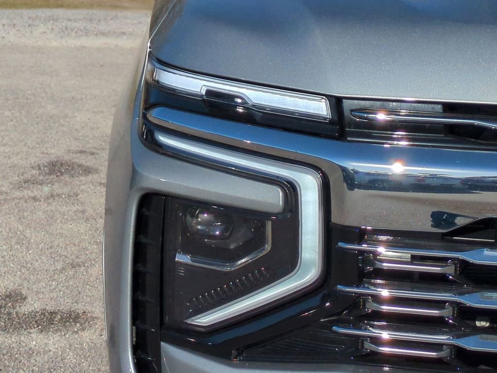 Used 2025 Chevrolet Tahoe Premier w/ Sun And Tow Package image 10