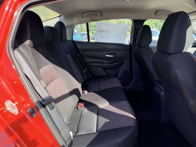 New 2027 Nissan Sentra SR w/ Floor Mat Package FWD image 11
