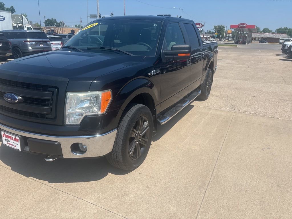 Used 2010 Ford F150 XLT image 2