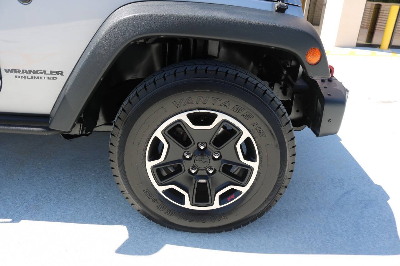 Used 2014 Jeep Wrangler Unlimited Rubicon AWD/4WD image 60