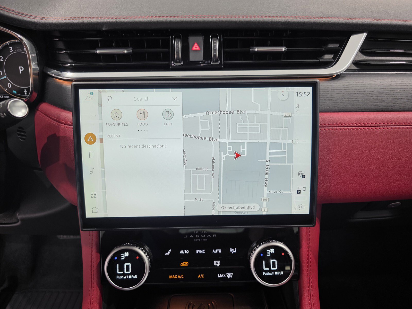 New 2026 Jaguar F-PACE R-Dynamic S AWD/4WD image 18