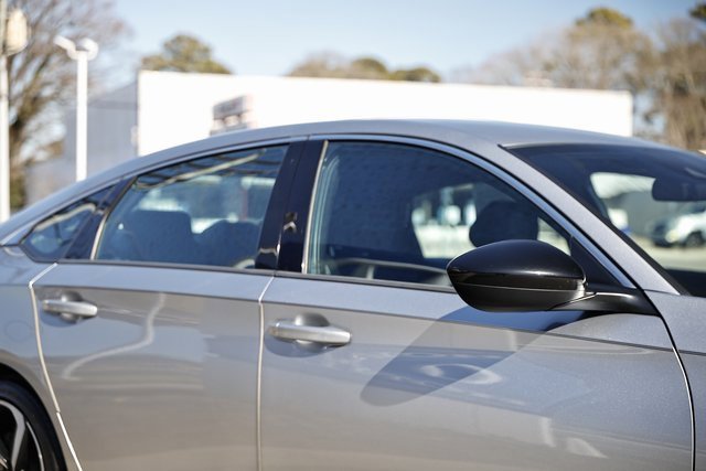 Used 2021 Honda Accord Sport image 11