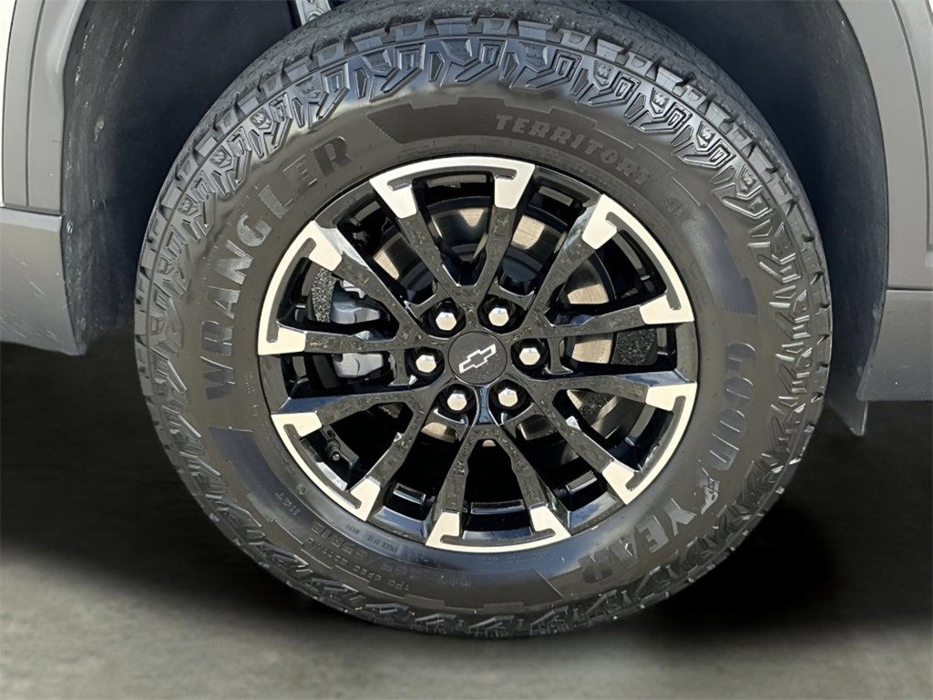 Used 2024 Chevrolet Traverse Z71 w/ Enhanced Driving Package image 40