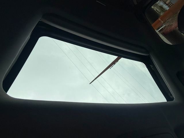 Used 2022 Honda CR-V Touring image 23