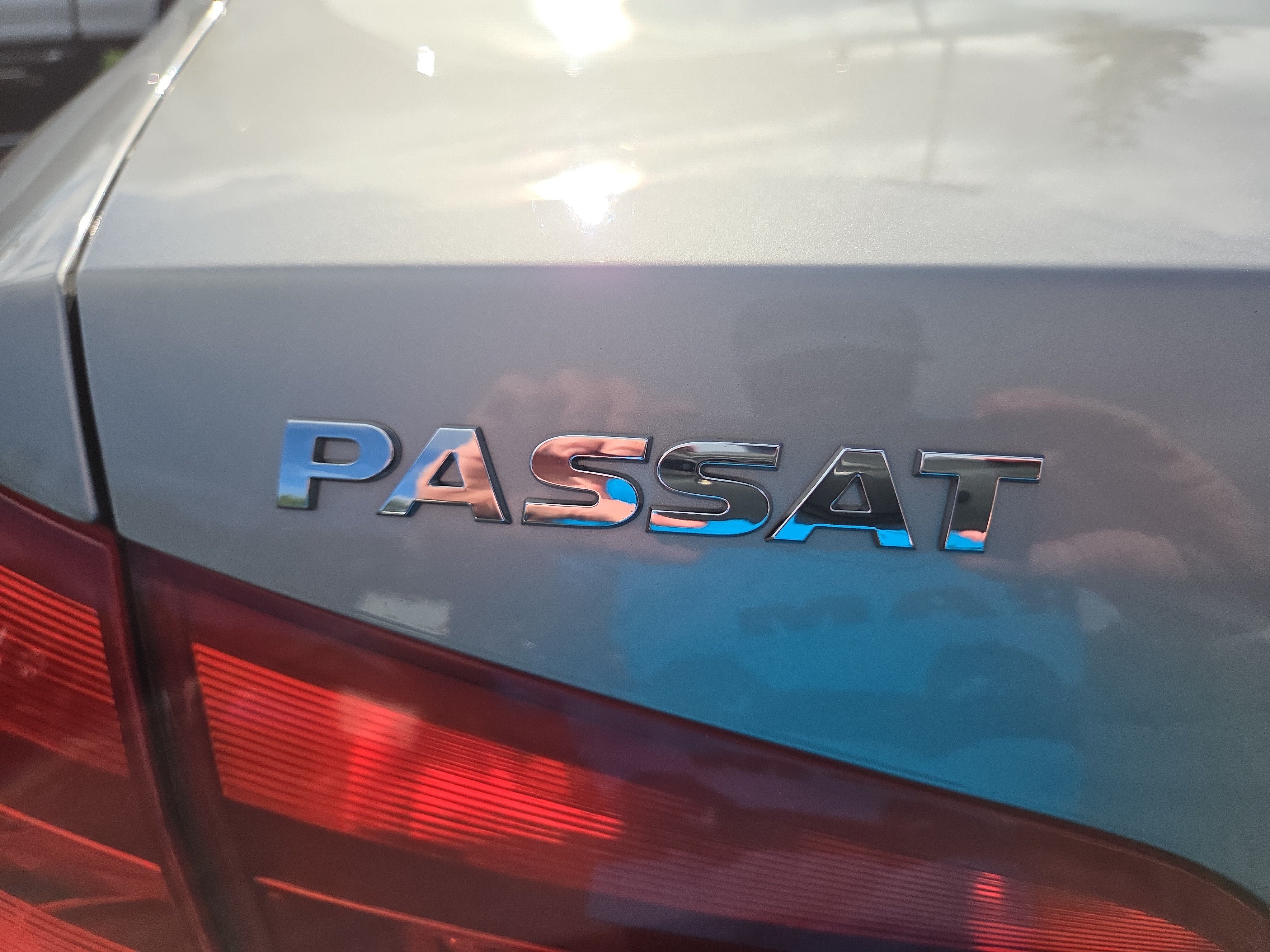 Used 2012 Volkswagen Passat 2.5 SE FWD image 23