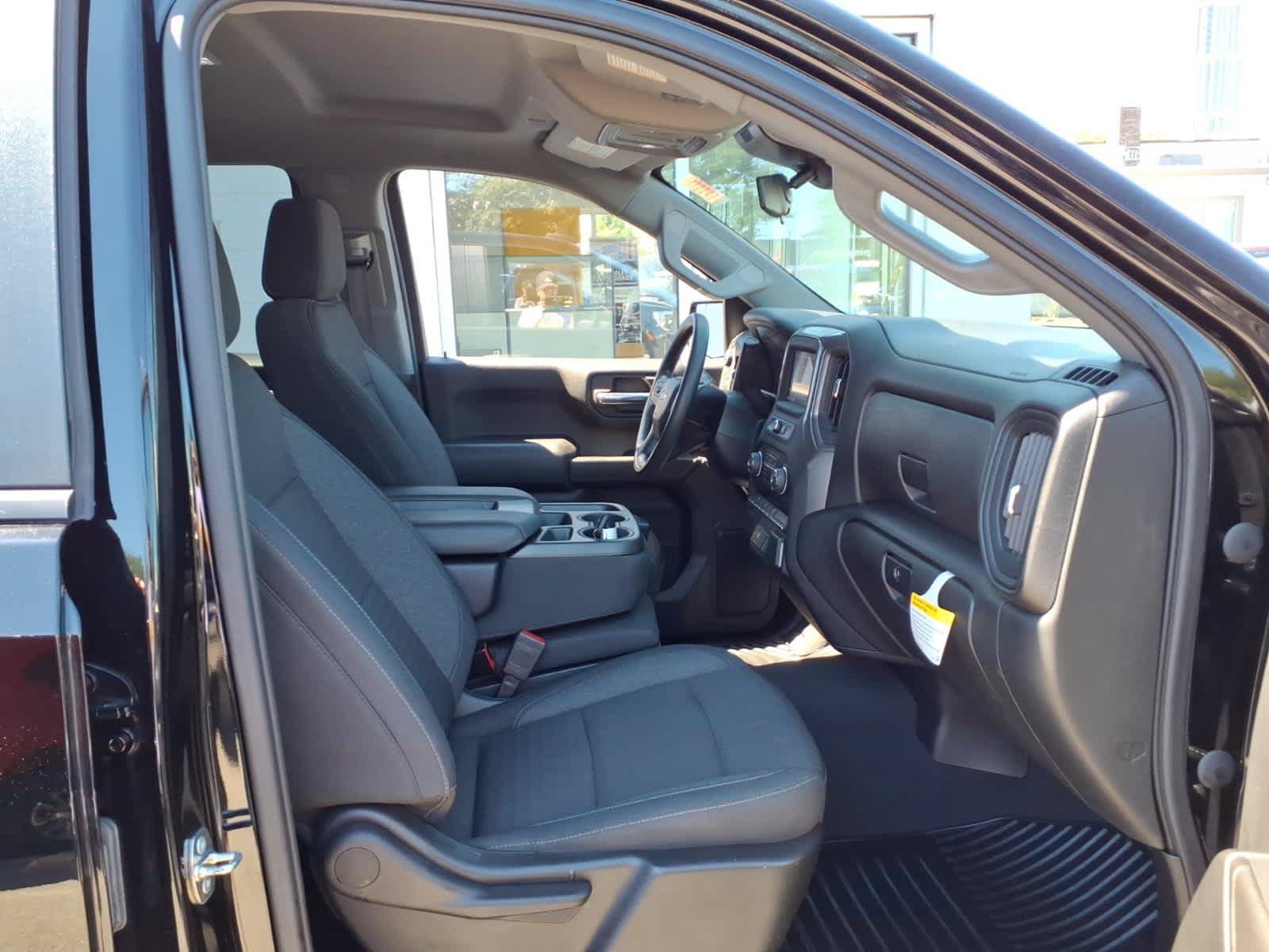 Used 2023 Chevrolet Silverado 1500 Custom AWD/4WD image 18