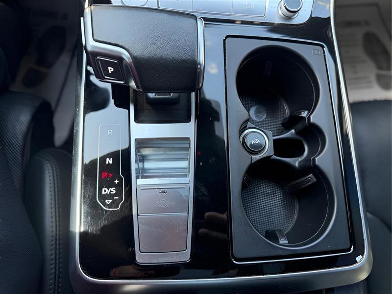 Used 2020 Audi Q8 Prestige w/ Prestige Package AWD/4WD image 45