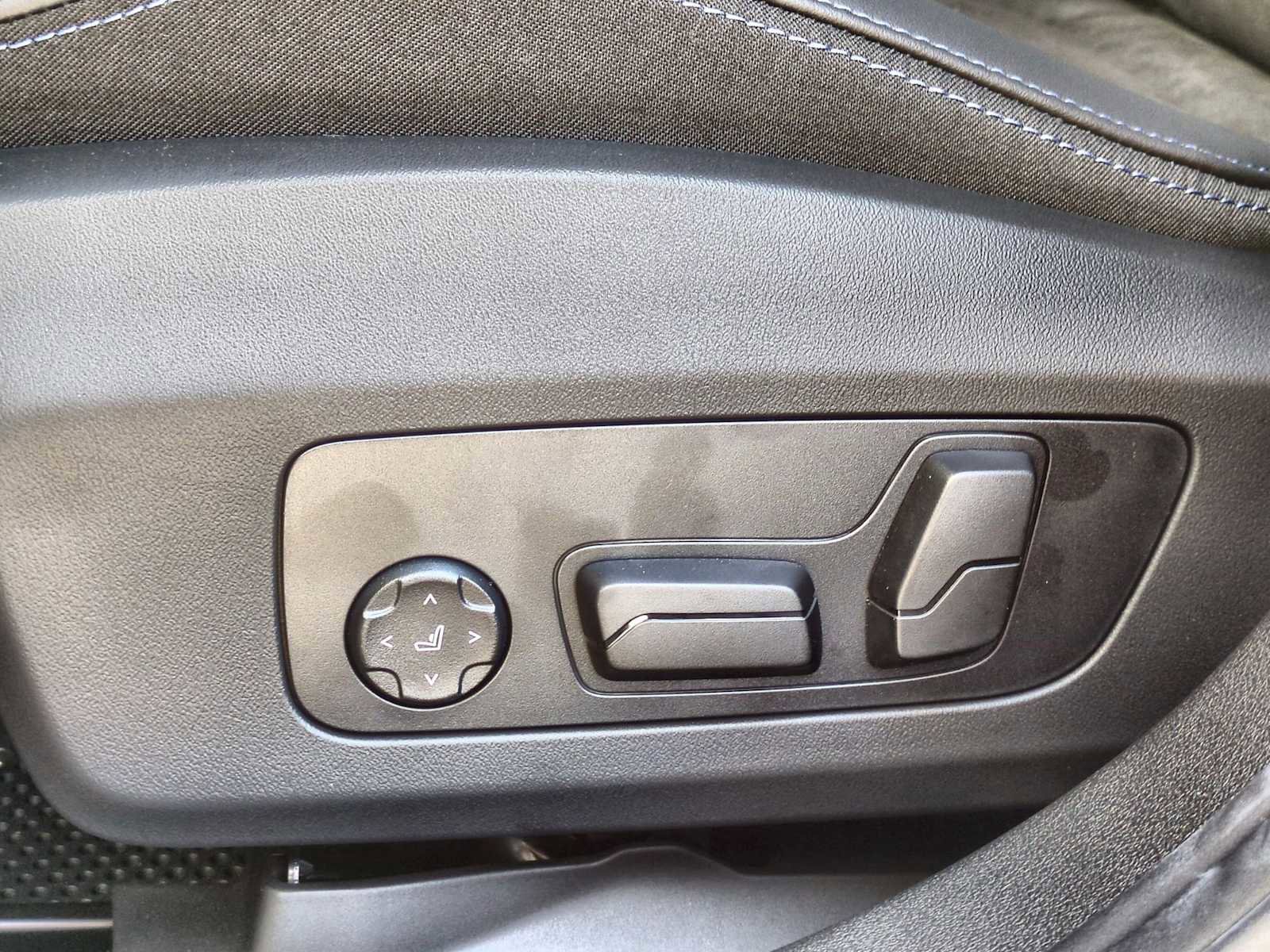 New 2026 BMW M235i xDrive w/ Premium Package image 17