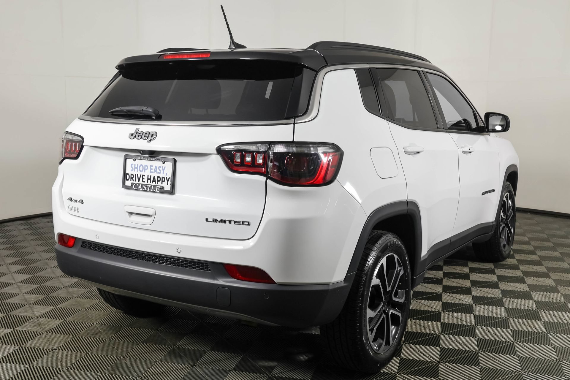 Used 2024 Jeep Compass Limited AWD/4WD image 14