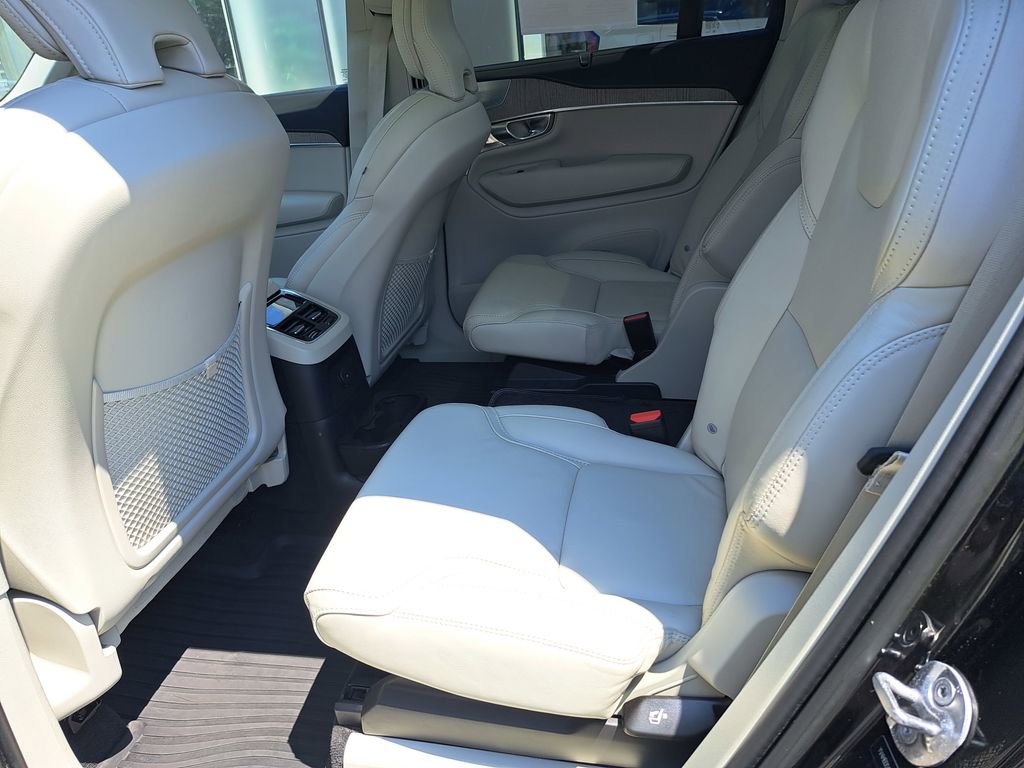Used 2023 Volvo XC90 T8 Ultimate w/ Protection Package Premier image 23