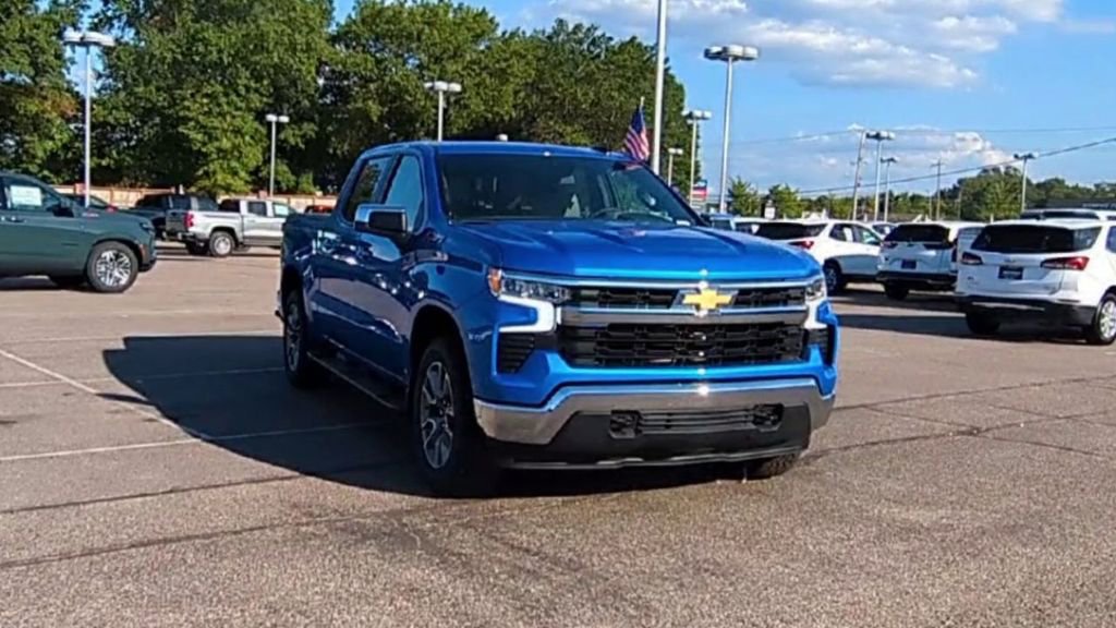 New 2026 Chevrolet Silverado 1500 LT w/ All Star Edition Plus image 3