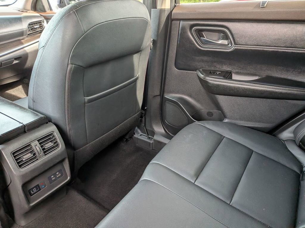 Used 2021 Nissan Rogue SL w/ Premium Package FWD image 34