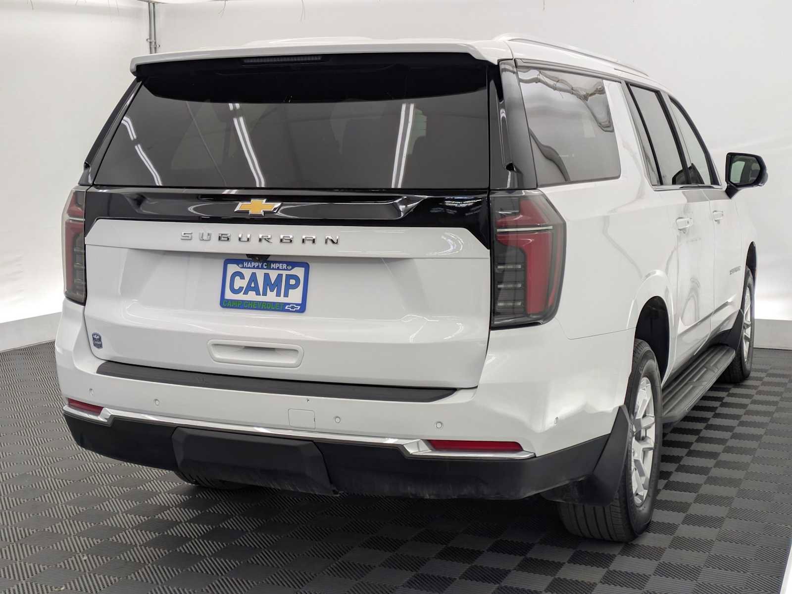 Used 2025 Chevrolet Suburban LS w/ Max Trailering Package image 6