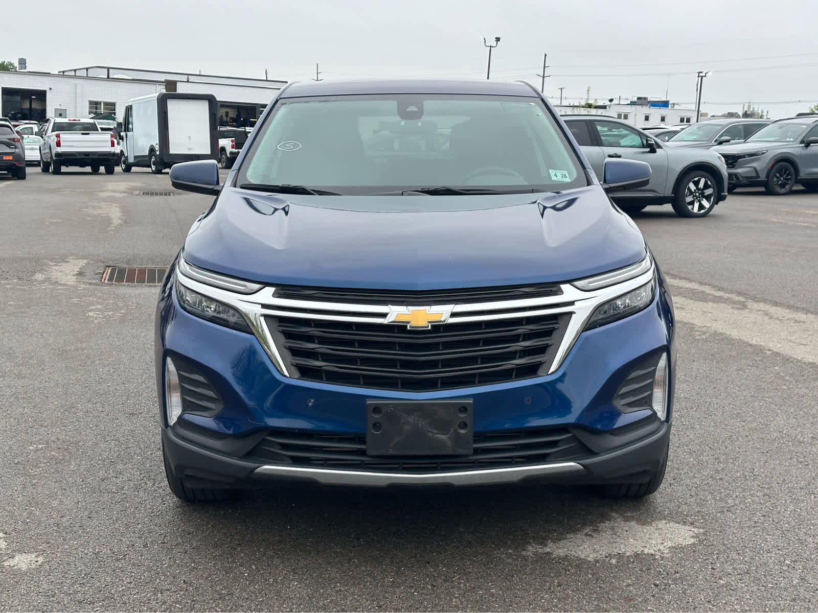 Used 2023 Chevrolet Equinox LT AWD/4WD image 2