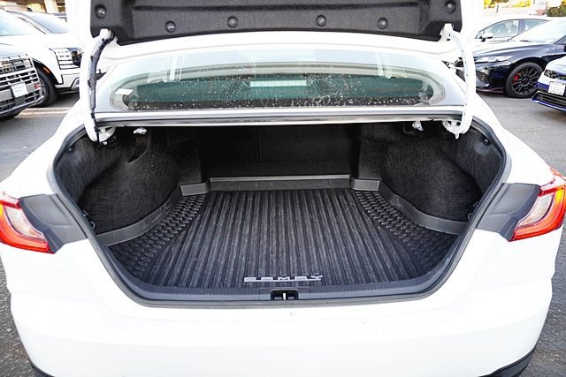 Used 2026 Toyota Camry Hybrid FWD image 20
