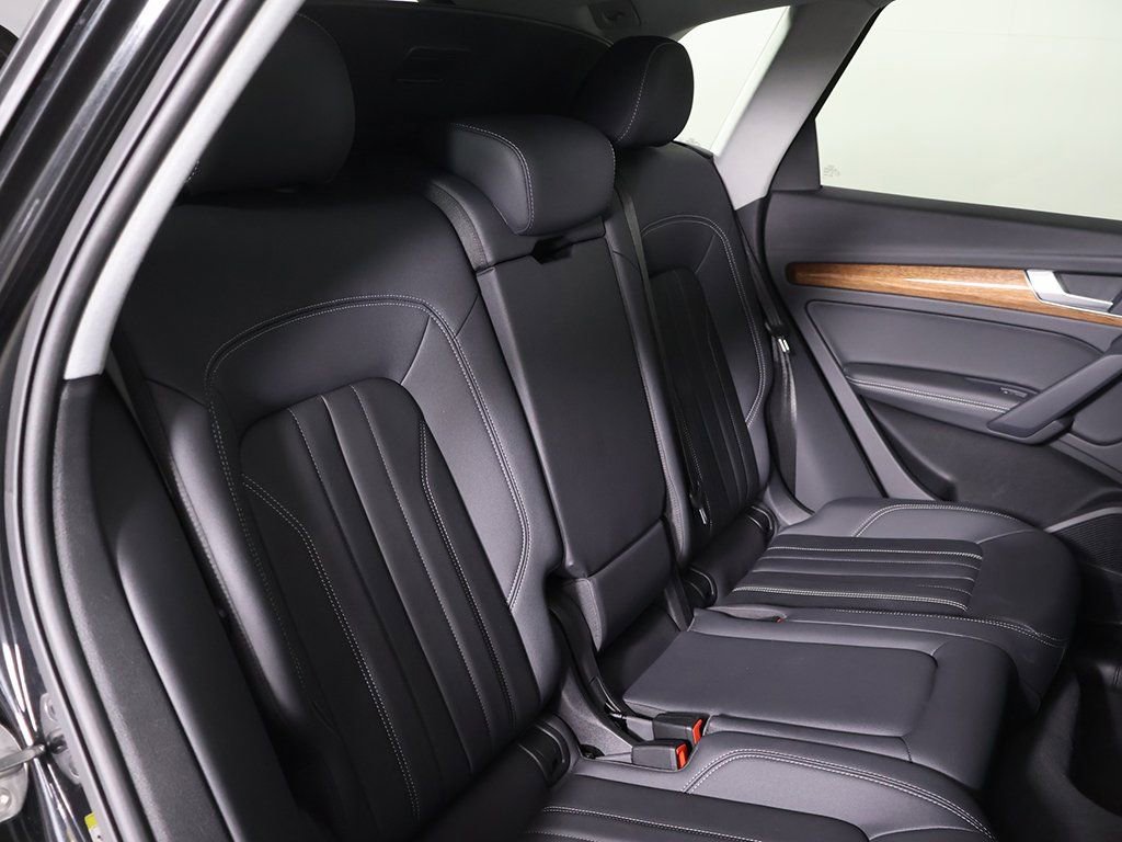 Used 2023 Audi Q5 2.0T Premium Plus w/ Premium Plus Package image 32