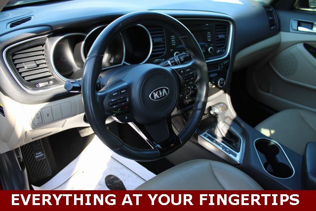 Used 2015 Kia Optima EX image 11