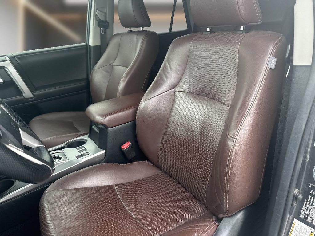 Used 2014 Toyota 4Runner Limited image 7