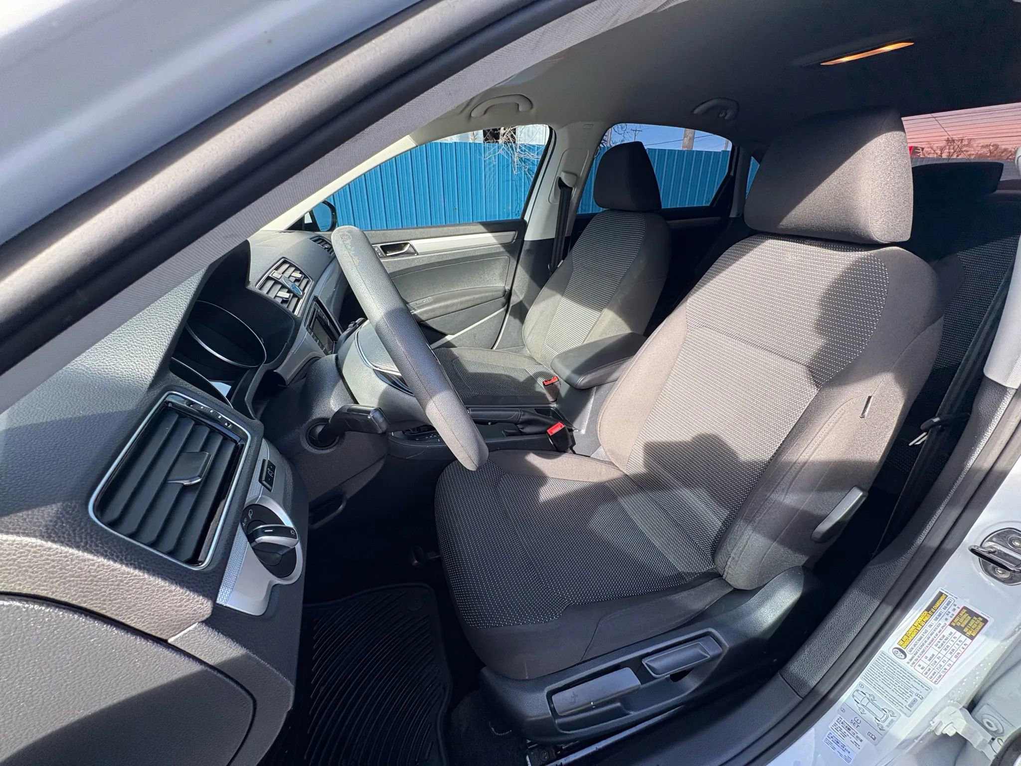 Used 2017 Volkswagen Passat 1.8T S image 17