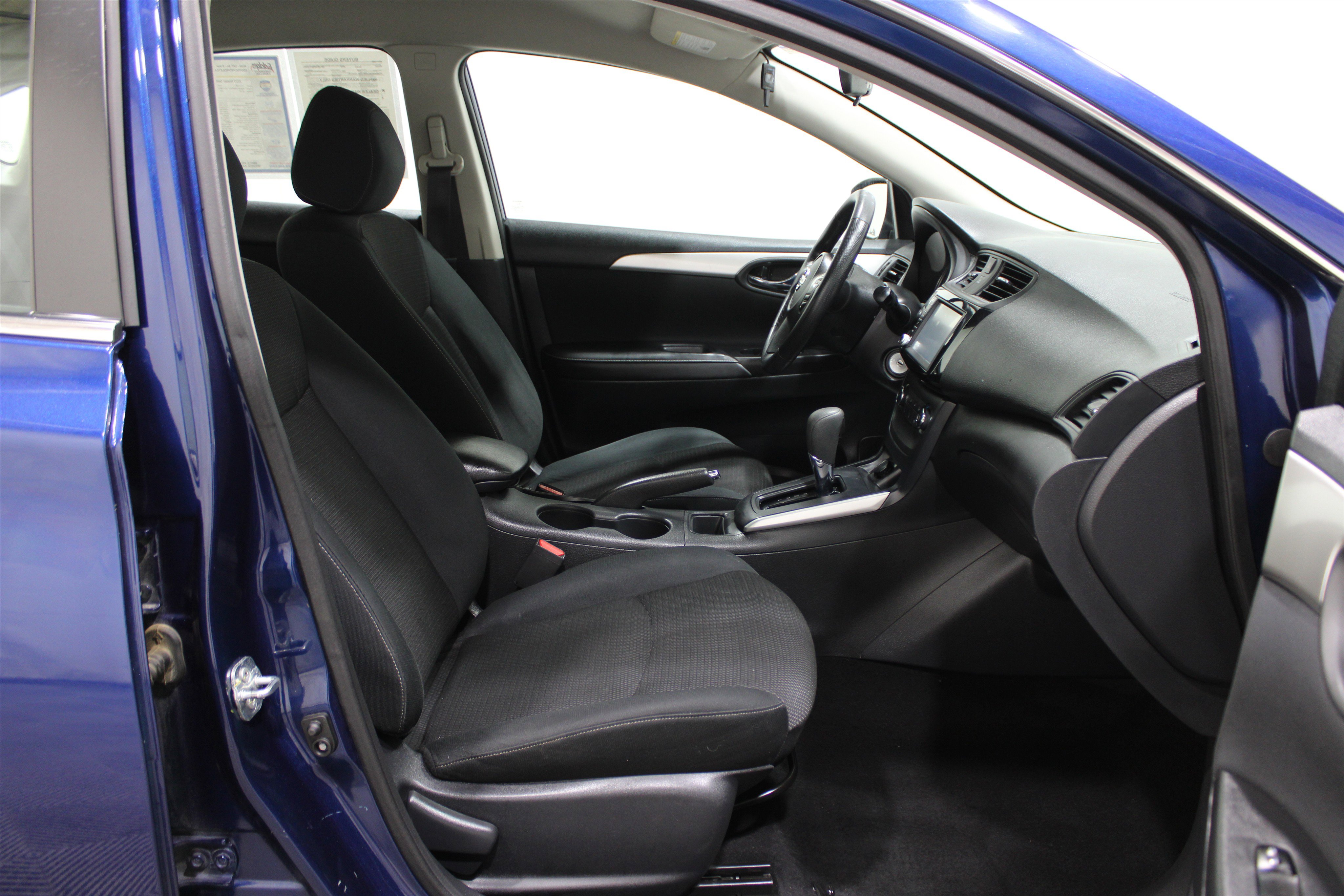 Used 2019 Nissan Sentra S image 27