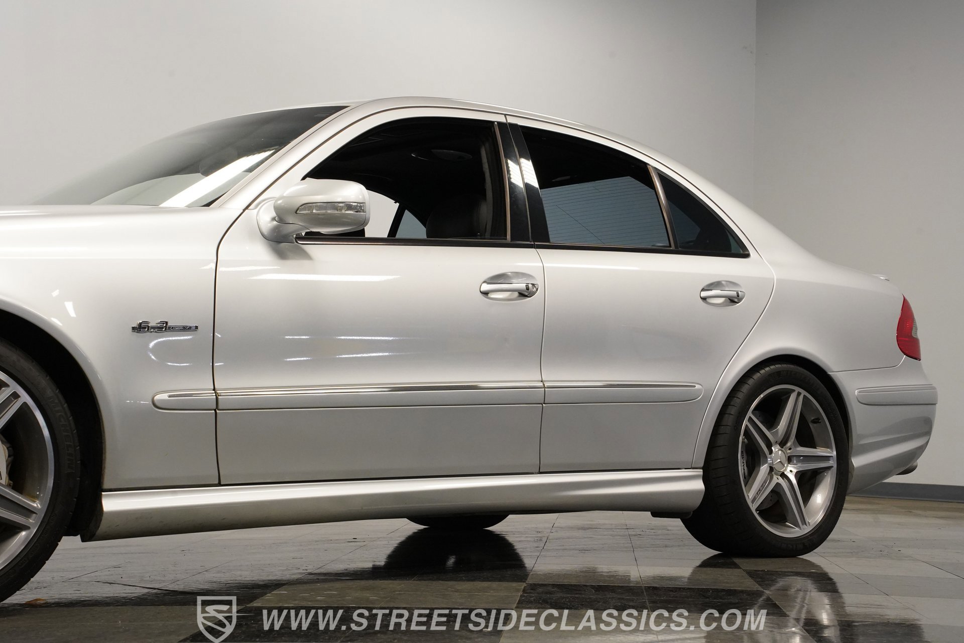 Used 2007 Mercedes-Benz E 63 AMG Sedan image 22