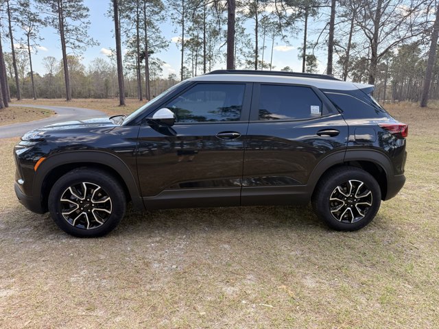 New 2025 Chevrolet TrailBlazer ACTIV w/ Convenience Package image 2