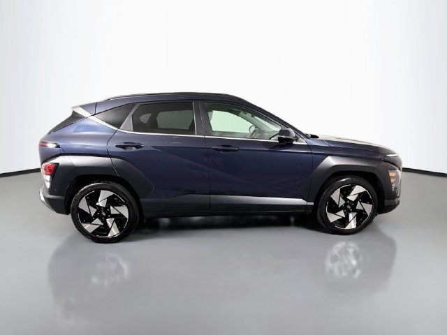 Used 2024 Hyundai Kona Limited FWD image 11