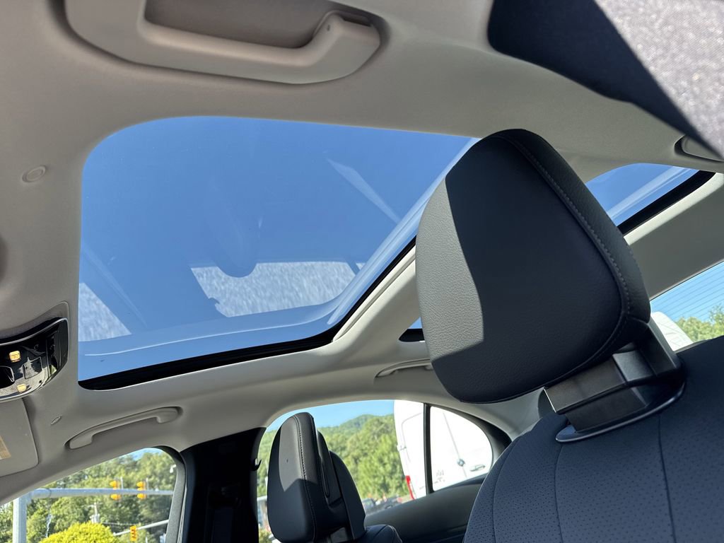 New 2026 Mercedes-Benz E 350 4MATIC Sedan image 10