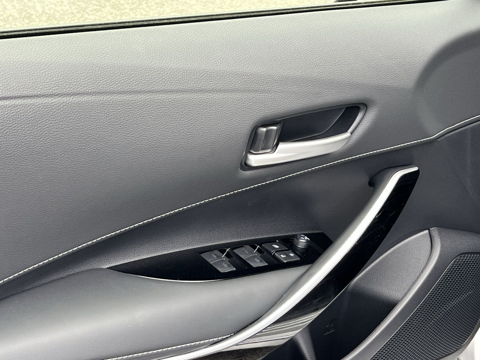 New 2027 Toyota Corolla XSE FWD image 10